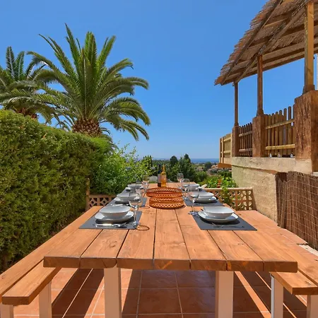 La Perla With Seaview & Large Pool