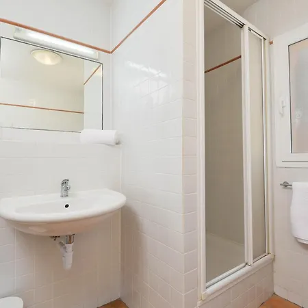 Villa La Perla With Seaview & Large Pool