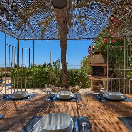 La Perla With Seaview & Large Pool Calpe