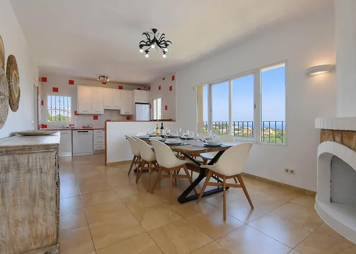 Villa La Perla With Seaview & Large Pool Calpe